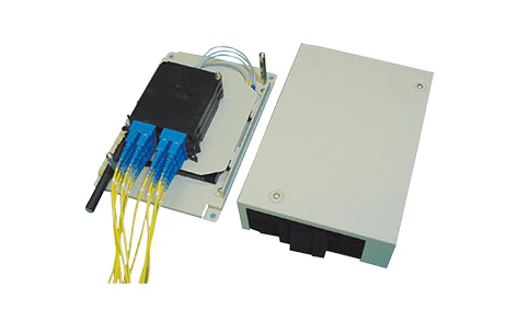 屋内光成端箱（壁取付）FDB-PR